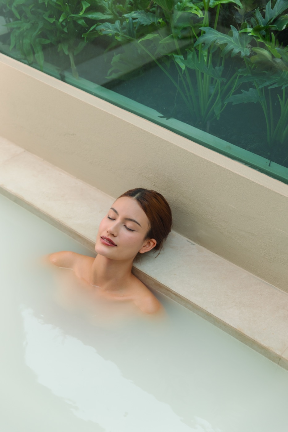 Guest in onsen